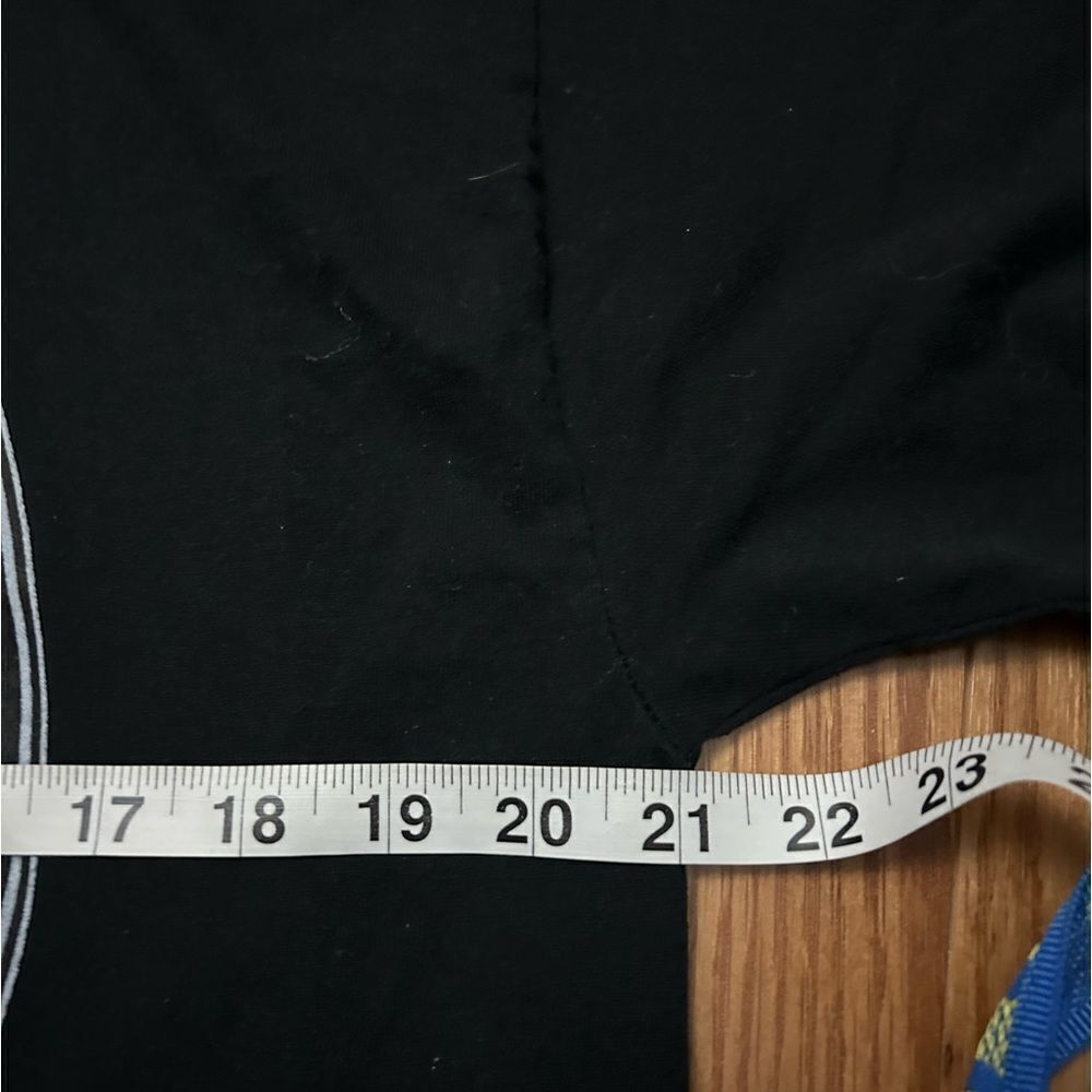 Louisville Cardinals ACC Tshirt - Picture 3 of 3